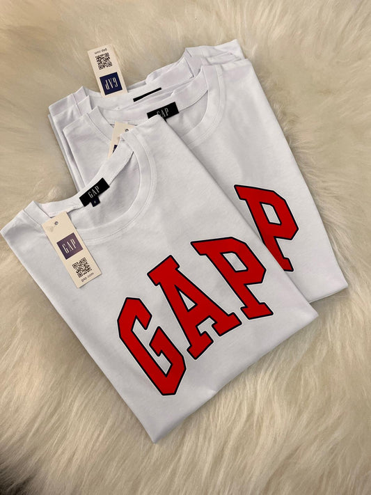 GAP Model Tişört