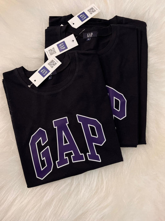 GAP Model Tişört